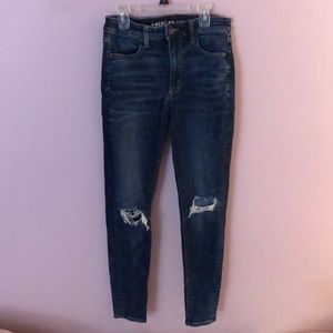 Size 6 Medium Wash American Eagle Jeans